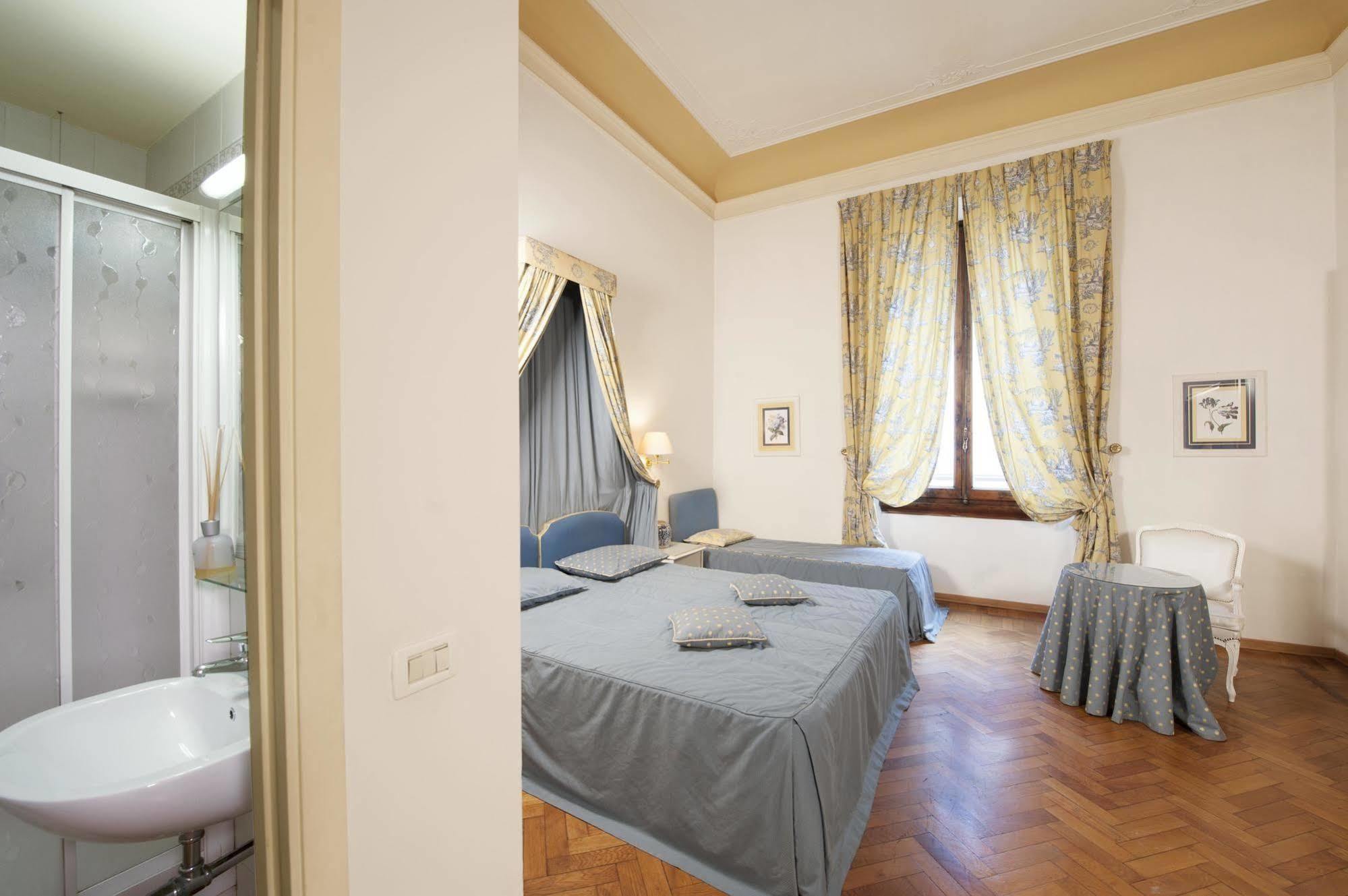 Palazzo Ruspoli Apartment Florenţa Exterior foto